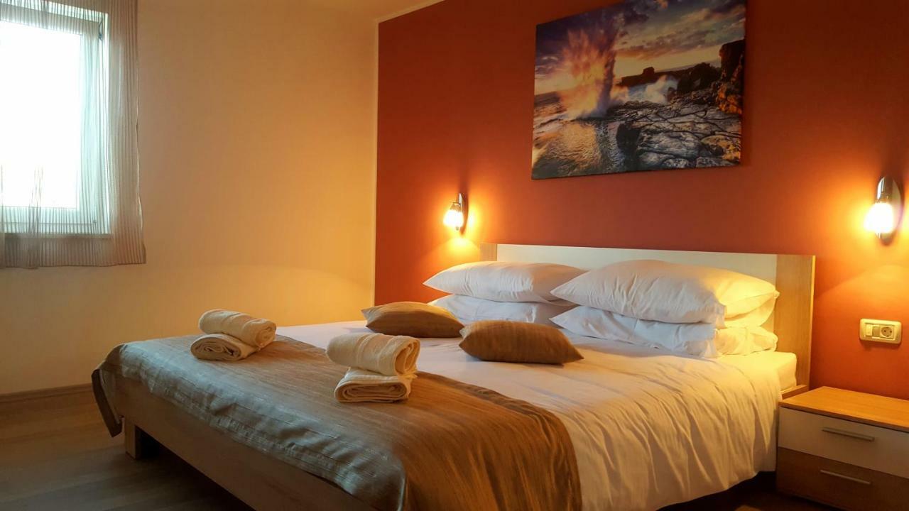 Apartment Tara Pula Dış mekan fotoğraf